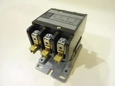 USED GENERAL ELECTRIC / GE CR253DB302AAA