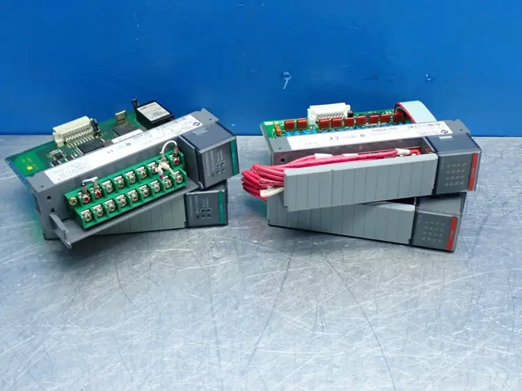 Used ALLEN BRADLEY 1746NT4 Input / Output Modules Ohio US | HGR 24 #864373