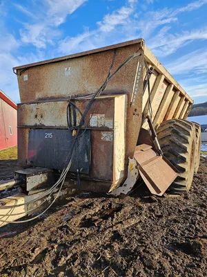 KUHN KNIGHT 8150 PRO TWIN SLINGER Manure Spreaders | Iron Listing (57)