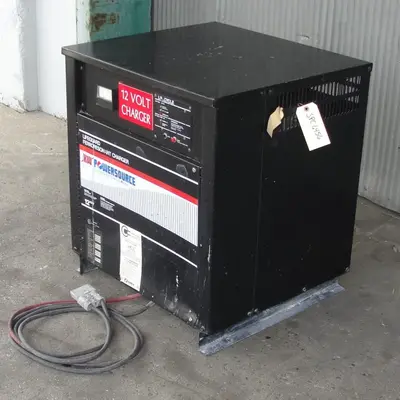USED HAWKER BATTERIES 6-600F3-9B22