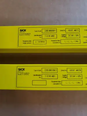 Sick C 2000 Extended Version Light Curtain Emitter/Receiver Set. 5C