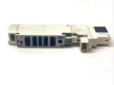 Used SMC Solenoid Valve 0.15-0.7MPa Solenoid Valves Michigan US | Maverick Industrial Sales #1424570