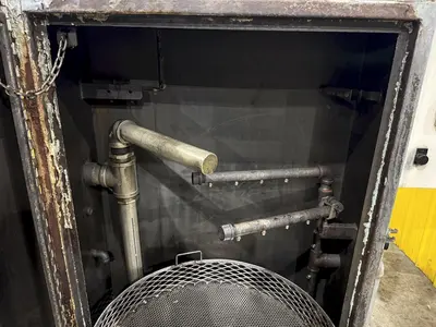 30" x 36" BETTER ENGINEERING MODEL #F-3000-P HEATED CABINET ROTARY TURNTABLE PARTS WASHER: YOBRO #24052