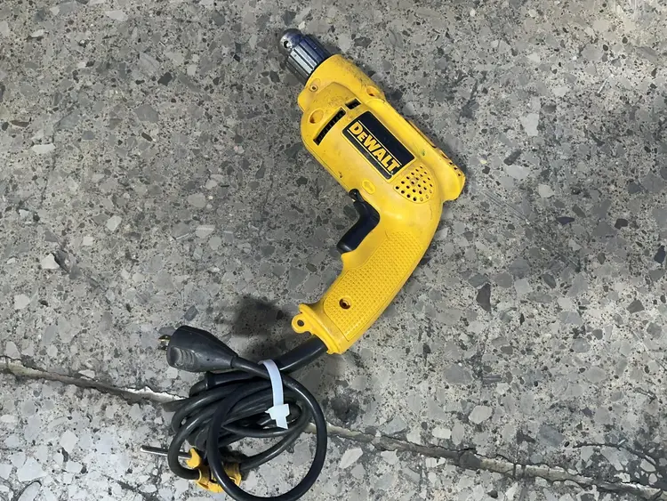 Used DEWALT D21002 Miscellaneous MRO Ohio US | HGR 24 #1456108