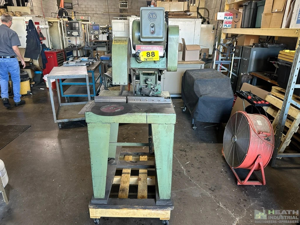 Used _UNKNOWN_ CAMPBELL MODEL 1A 12 IN CHOP SAW Abrasive & Friction Saws Illinois US | Heath Industrial Auction Services #1419901