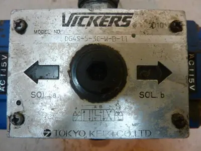 USED VICKERS DG4S-5-3C-W-B-11