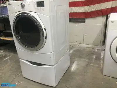 USED WHIRLPOOL DUET STEAM ELECTRIC DRYER ON STORAGE PEDESTAL HIGH EFFICIENCY ENERGY STAR