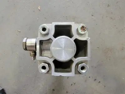 USED CAMOZZI 26N2A063A0105