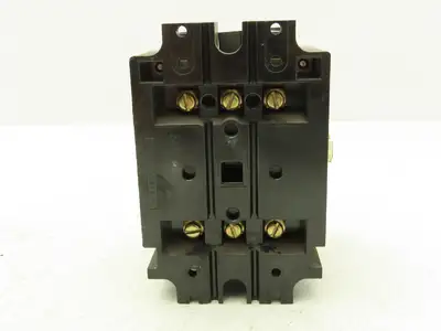 Arrow Hart AH33-233-U Motor Starter Contactor 3Ph 25Hp Size 3 550VAC W/480V Coil