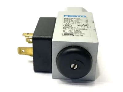 USED SMC PRESSURE SWITCH, EN 60947-5-1, RELATIVE PRESSURE, 175250