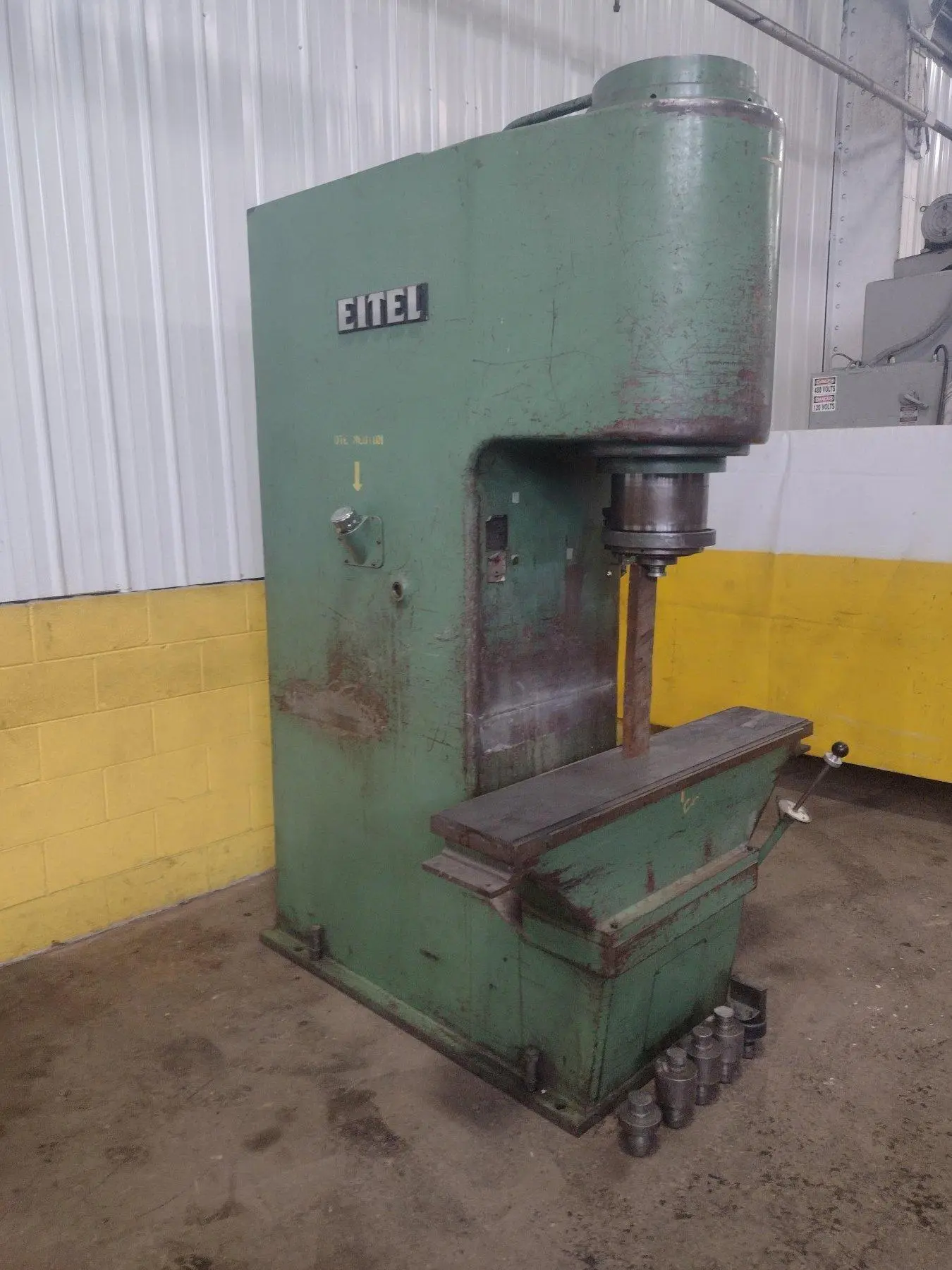 110 TON EITEL MODEL RP-100 HYDRAULIC STRAIGHTENING PRESS