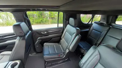 2022 GMC YUKON XL DENALI Vehicles | Platinum Group (40)