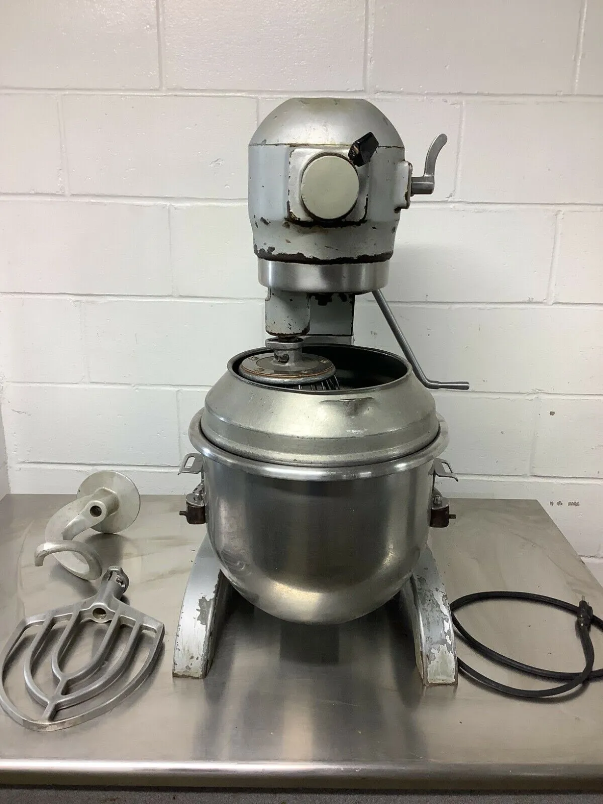 152-0413 Hobart A-200 20 Quart Mixer