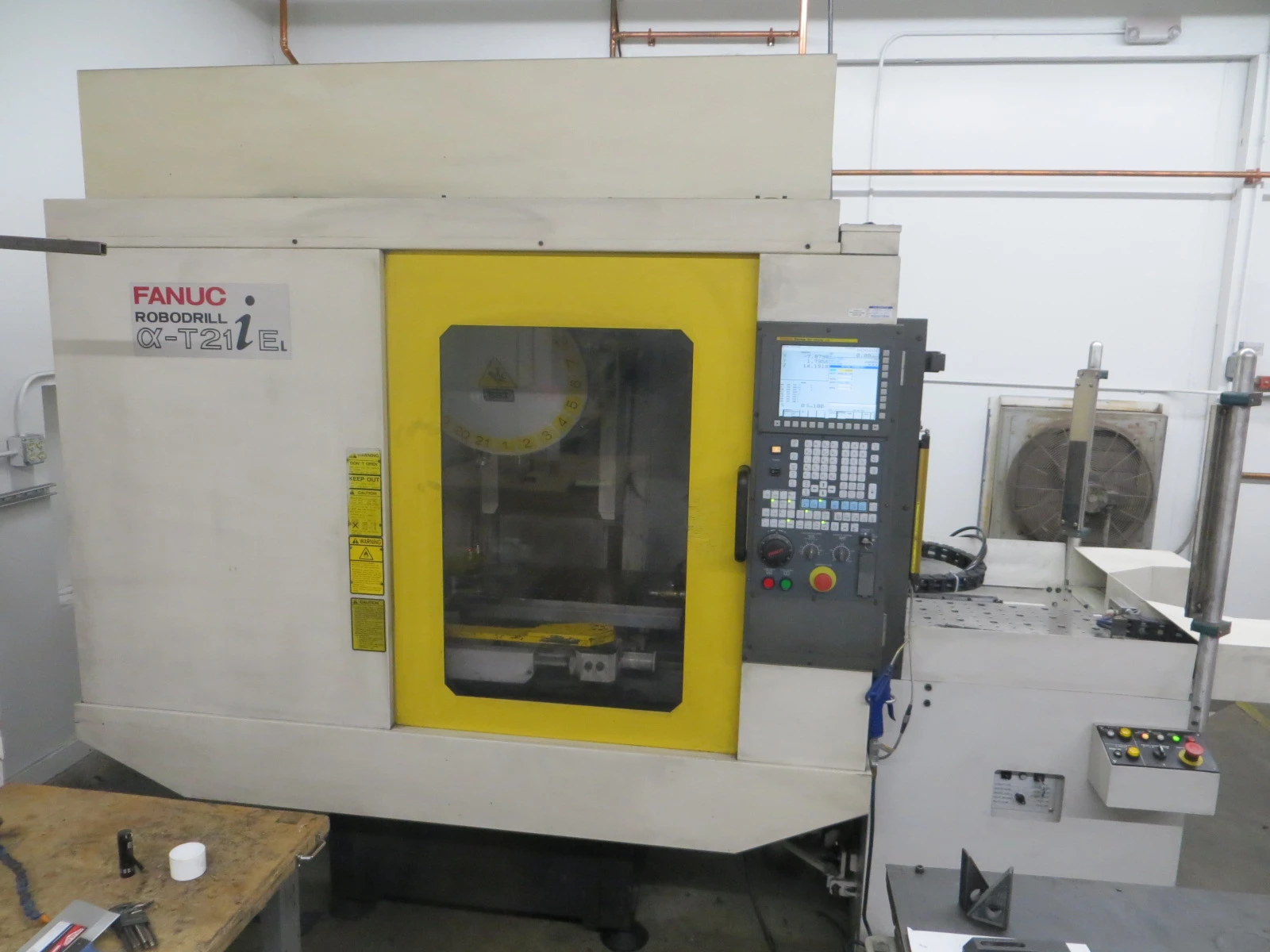 Used FANUC ROBODRILL ALPHA T21IEL Drilling & Tapping Centers Minnesota US | Machinesused.com #1445800