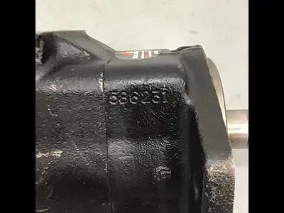 USED VICKERS 3520VSH25A5