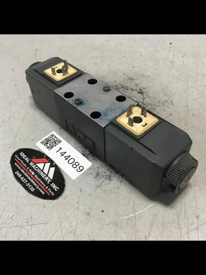 USED VICKERS DG4V-3-6C-M-U-HL7-60