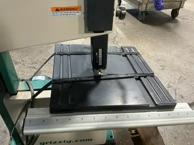 Used 2021 GRIZZLY G0803Z Woodworking Vertical Band Saws Ohio US | HGR 24 #1515751
