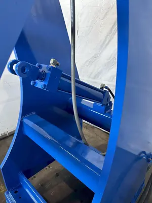 20" PRO-ECO FREE STANDING HYDRAULIC OVERARM SEPERATOR. STOCK # 0421123
