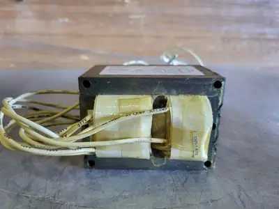 Used SYLVANIA LU150/TRI Misc Electrical & Power Parts British Columbia CA | Lenmark #247852