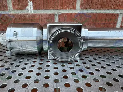 USED ENDRESS+HAUSER OUSAF44-B1A1 UV ABSORPTION SENSOR W/OUA260-AA1E07B1A3A PHOTOMETER