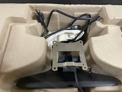Used Toast Used Toast TT203 POS Data Processing Machine with Card Reader - WO1 Restaurant Equipment (Miscellaneous) Illinois US | Falcon Restaurant Supply #1375422