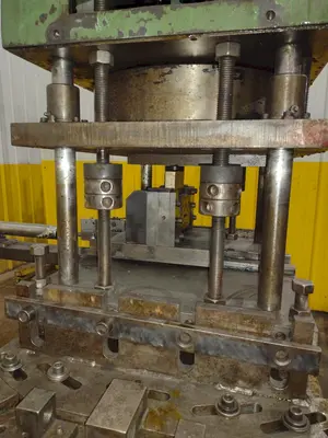 20 TON PNEUPOWR AIRAM MODEL #4P20 PNEUMATIC PRESS 3” STROKE: YOBRO #24858