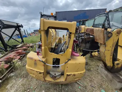 USED CATERPILLAR TH560B