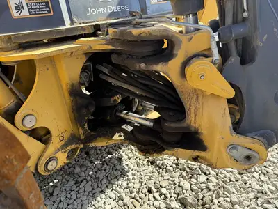 USED 2017 JOHN DEERE 410L