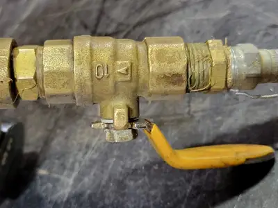 3/8" Ball Valve and Pressure Gauge w/ Tee NPT Female