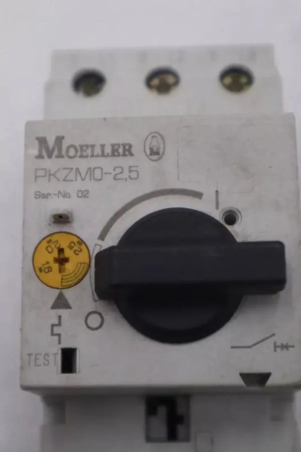 LOT OF TWO MOELLER MOTOR STARTER  3 POLE PKZMO-2.5 STOCK K-3450