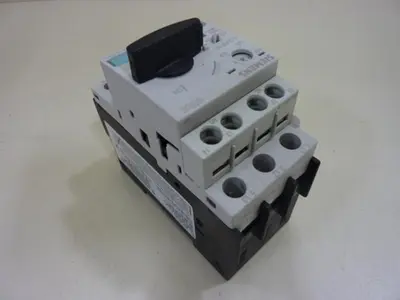 USED SIEMENS 3RV1021-0FA15