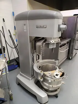Hobart Legacy 60QT Mixer