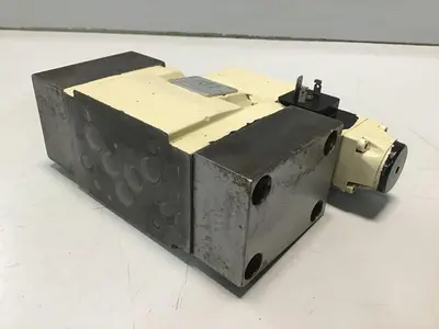 USED REXROTH 4WEH10C3020AG24N9K4