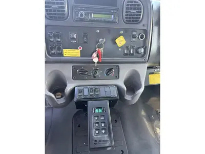 Used 2015 FREIGHTLINER BUSINESS CLASS M2 106 Reefer Trucks North Carolina US | Levan Equipment #1545584