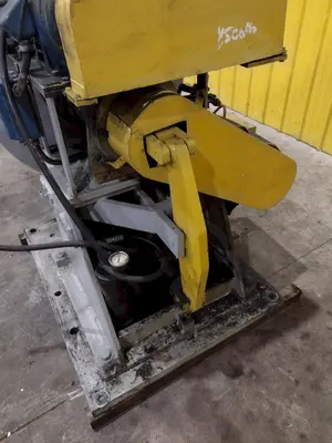 4,000 LB X 26" PAXSON MOTORIZED COIL REEL UNCOILER: YOBRO #25224