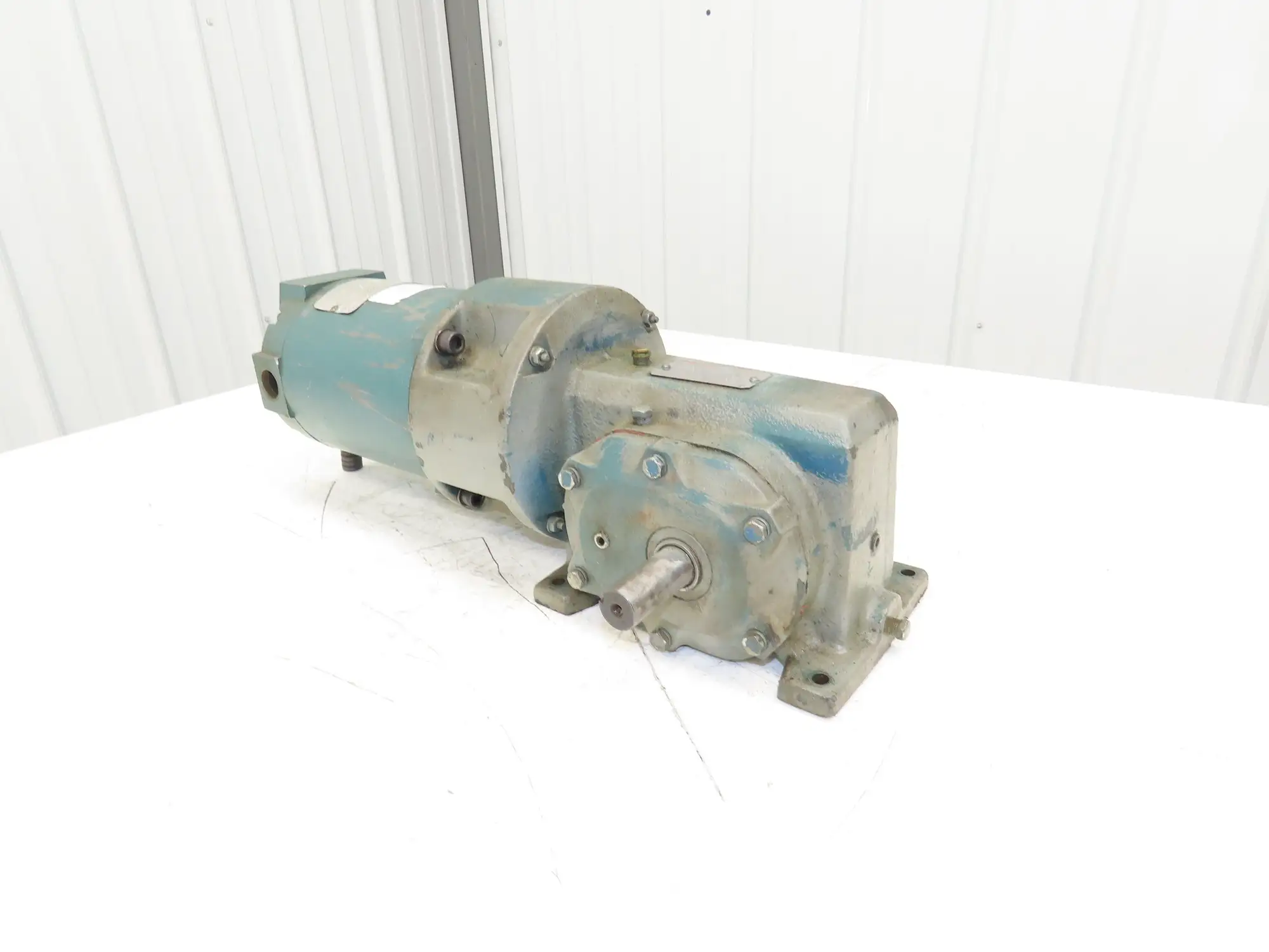 Reliance P56X3002N-NU Gearmotor 60:1 Dodge Reducer 29rpm 1/3Hp 230/460V 56C RH