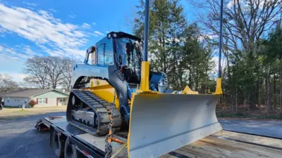 USED 2023 Deere 333G