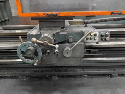 2009 Kuraki PA3512030 Manual Lathe 28" 4-Jaw Chuck; 460/3/60; Apprx. 120" distance between