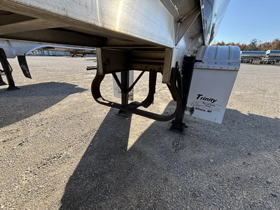 Used 2017 WALKER MILK TANKER TRAILER Tanker Trailers Michigan US | Miedema Asset Management Group #1709424