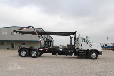 Used 2017 FREIGHTLINER 114SD Hooklifts & Roll-Offs Texas US | Roll Off Truck World #1491810