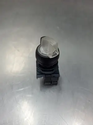 USED Allen-Bradley 800F-X10/800F-N3W LED Selector Switch, Clear.