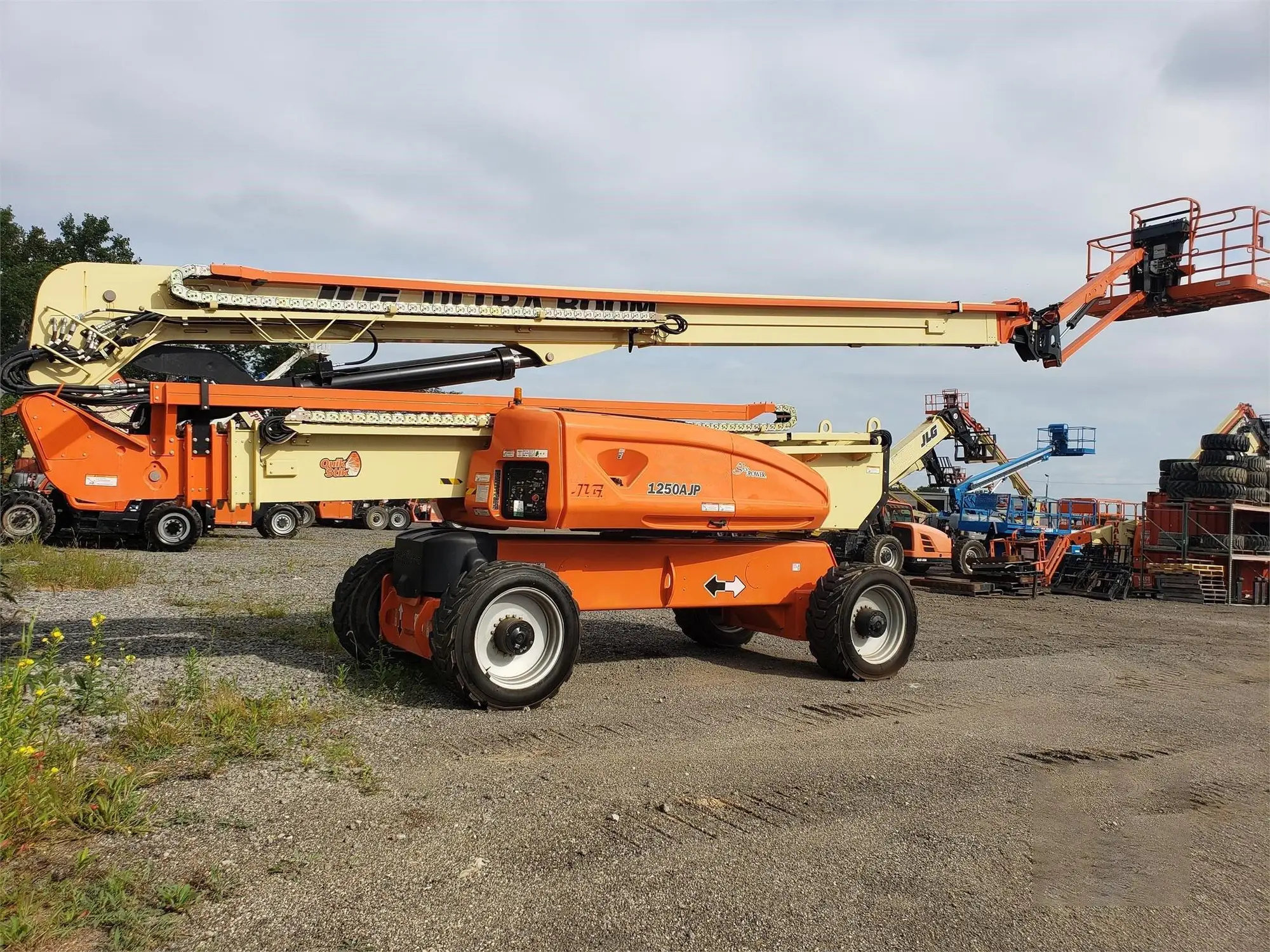USED 2008 JLG 1250AJP