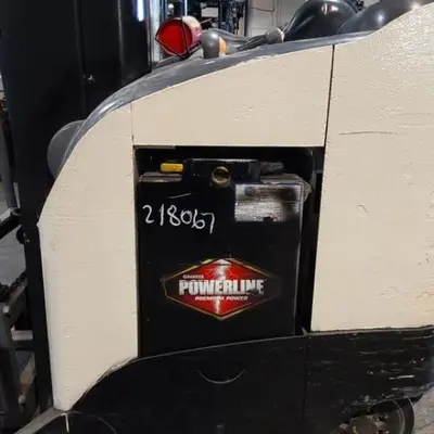 USED 2016 CROWN RR5725-45