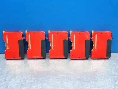 Used OMRON NXSOH200 Relays & Switches | HGR 24 #739692