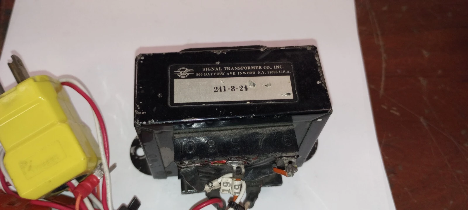 USED Signal Transformer 241-8-24