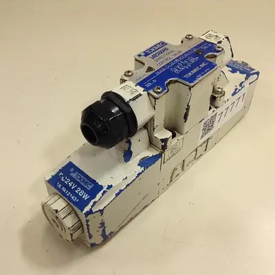USED VICKERS DG4V32CMP7H750