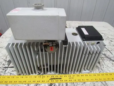 Pfeiffer UNO-016-B Rotary Vane Vacuum Pump .74 HP 265/460V 60 Hz