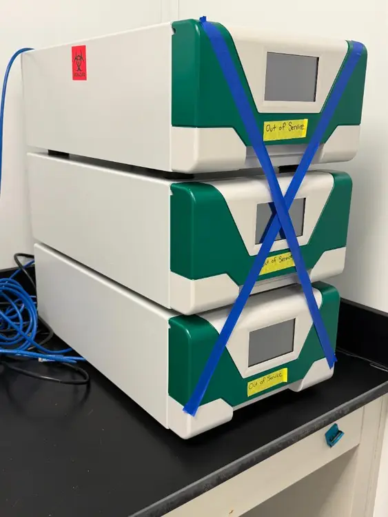 Used _UNKNOWN_ _UNKNOWN_ Microbiology Analyzers Rhode Island US | Federal Equipment Company #1347686