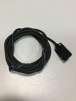 USED OMRON E3T-FD11
