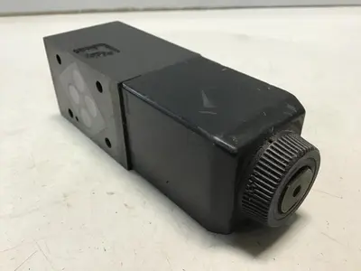 USED VICKERS DG4V-3S-6B-M-U-H5-60